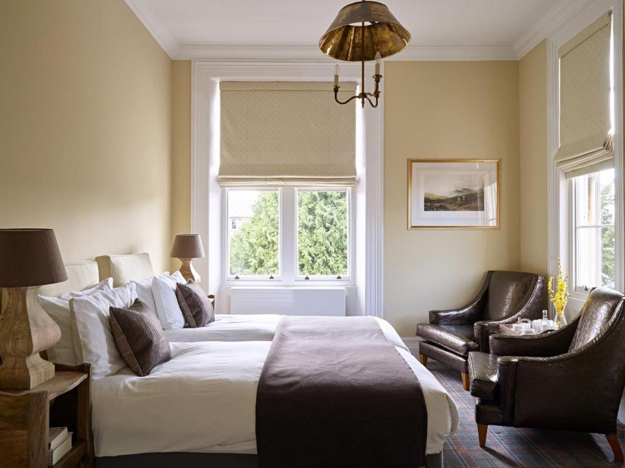 Bed and Breakfast Cotswold Grange Челтенхам Экстерьер фото A room at the hotel